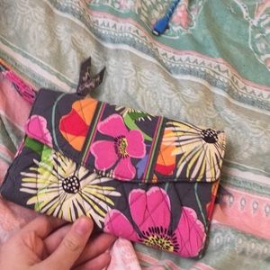 Vera Bradley cute hang purse with long string